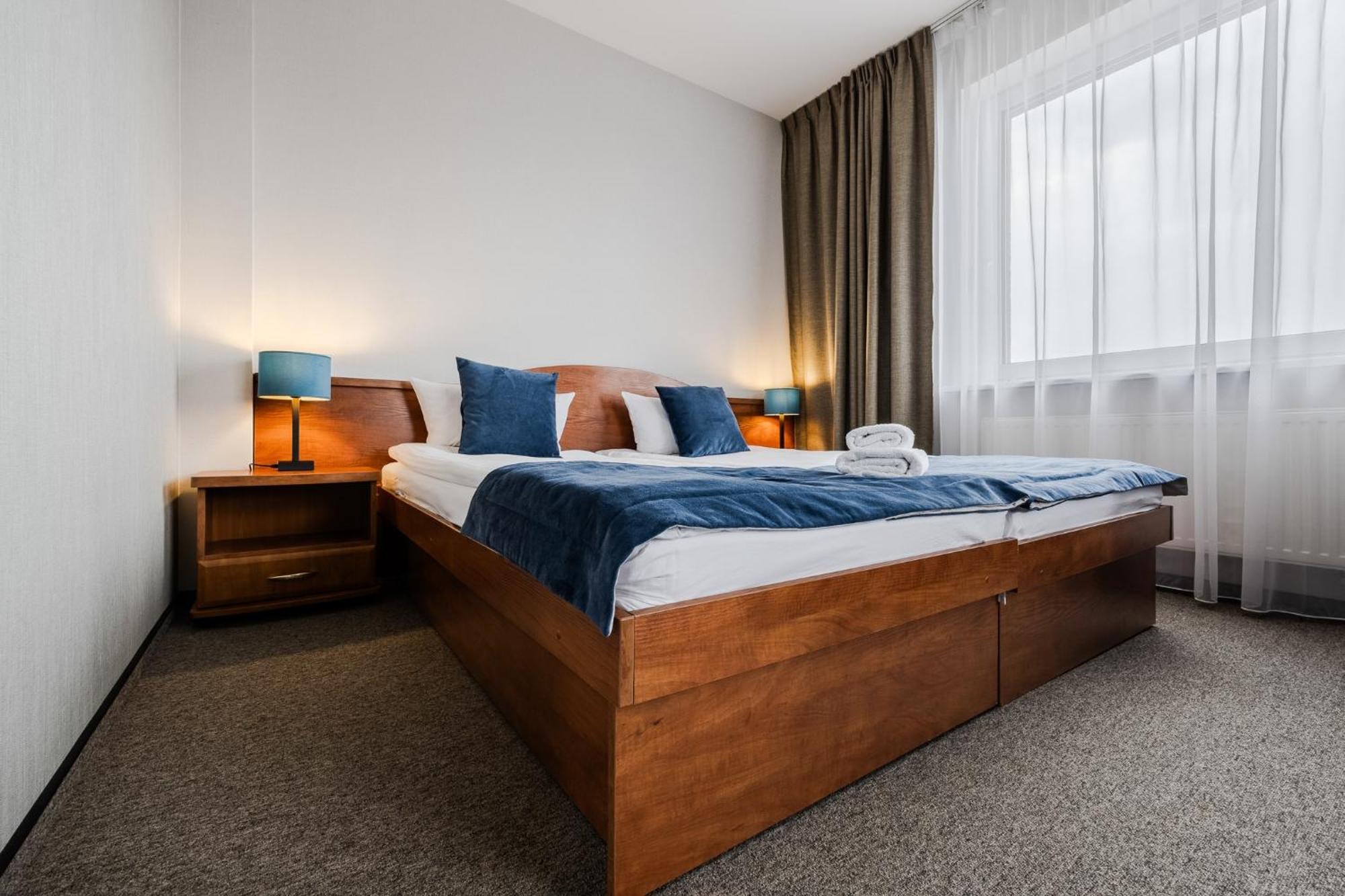 פוזנן Hotel Caro מראה חיצוני תמונה